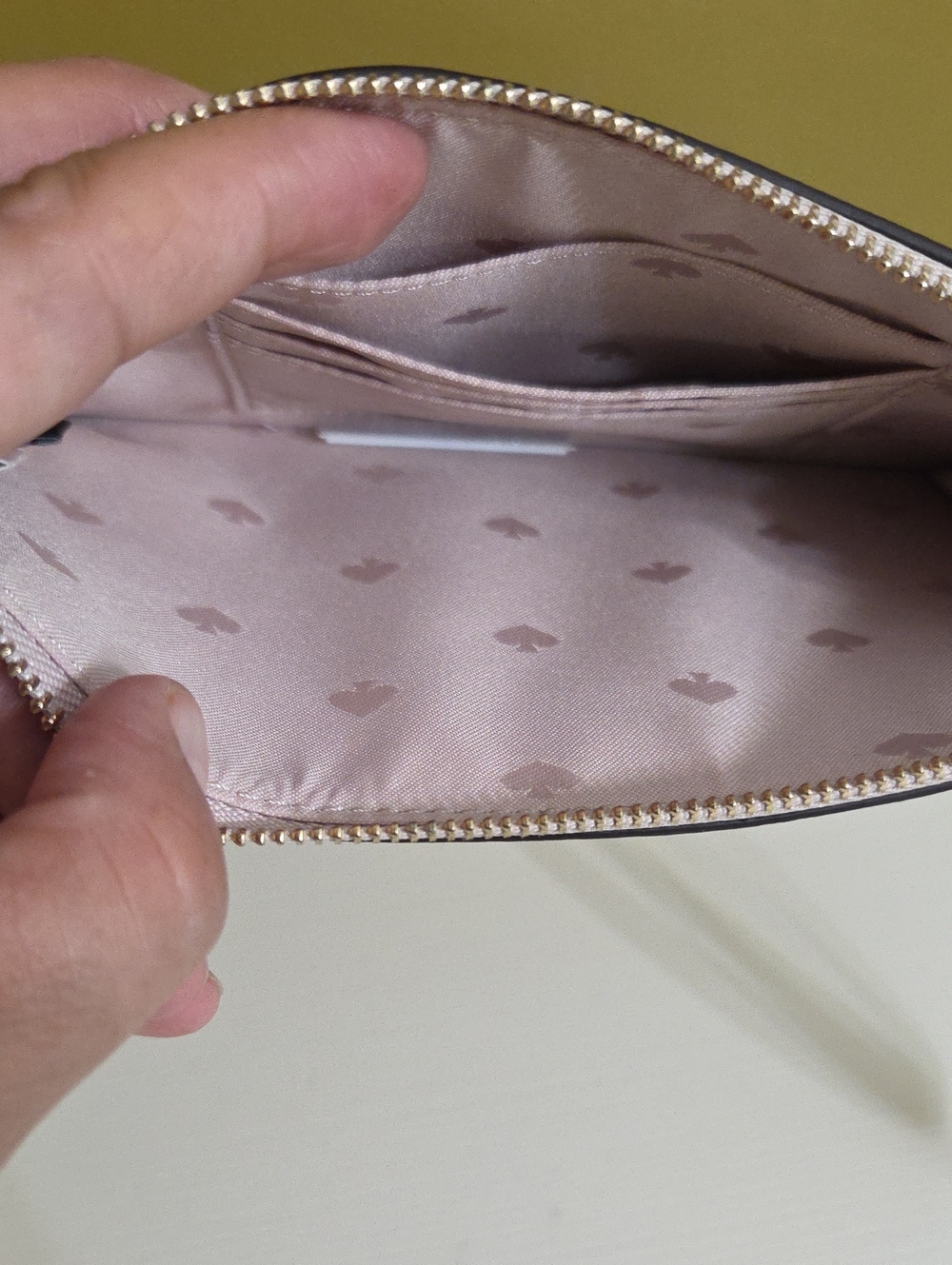 NWOT kate spade Metallic Rose Gold Wristlet Clutch - Picture 8 of 9